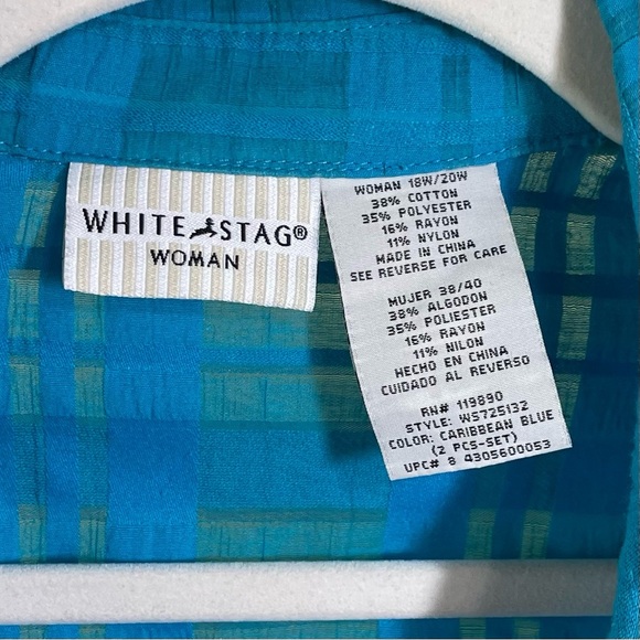 White Stag Blue Boxy 3/4 Sleeve Button Down - Picture 3 of 10